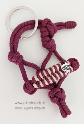Art.-Nr.: 2074 /" Mini-Knoti" Schlüssel-/ Taschenanhänger Farbe: Aubergine   /  Preis: CHF 15.00