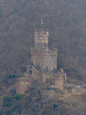 Und wieder: Burg Rheinstein. Oder Burg Sooneck. Oder eine andere. Da verlierst Du schnell den Überblick als Auswärtiger.