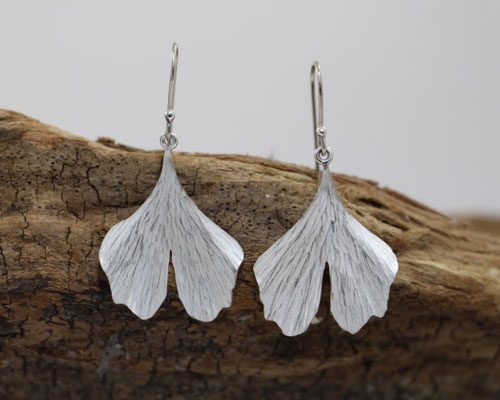 Gingko Ohrhaken, 925/- Silber, € 85,-