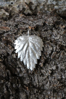 Anhänger Urtica, 925/- Silber, handgeschmiedet, €85,-