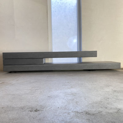 beton , lowboard , betonlowboard , betonsideboard , schublade , kommode , schrank , betonregal , tv-rack , tv-bank . grau , anthrazit , weiß , bauhaus , modern , zeitlos