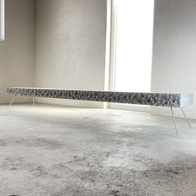 Beton Travertin Marmor Möbel Grau Weiß Anthrazit Design 