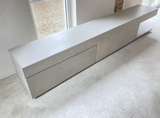 beton , lowboard , betonlowboard , betonsideboard , schublade , kommode , schrank , betonregal , tv-rack , tv-bank . grau , anthrazit , weiß , bauhaus , modern , zeitlos