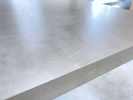 Beton Esstisch , Beton Tischplatte , Beton Schreibtisch , Beton Arbeitsplatte ,  Beton Theke , Grau , Schwarz