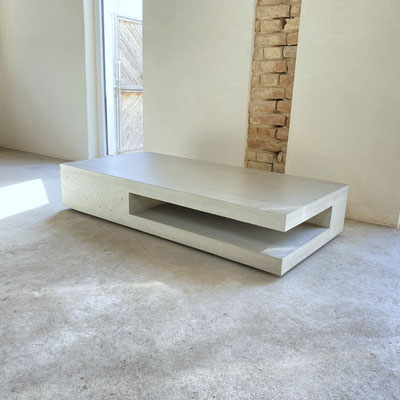 Beton Couchtisch ,  Beton Tisch , Beton Möbel , Beistelltisch , Stein , Grau , Anthrazit , Dunkelgrau , Schwarz , Betonoptik , Mainz , Mannheim , Frankfurt , Wiesbaden , Ludwigshafen
