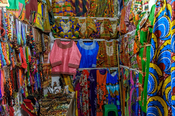 ACCRA - Mercato tipico ghanese 