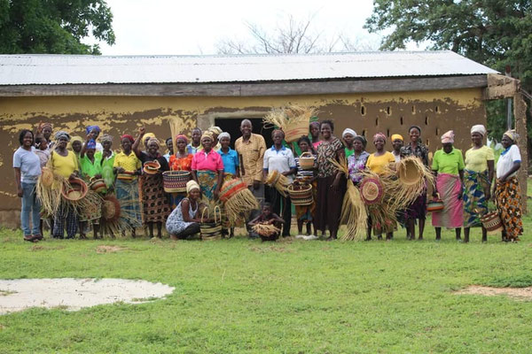 BOLGATANGA (Ghana) -Anateem Widows Community 