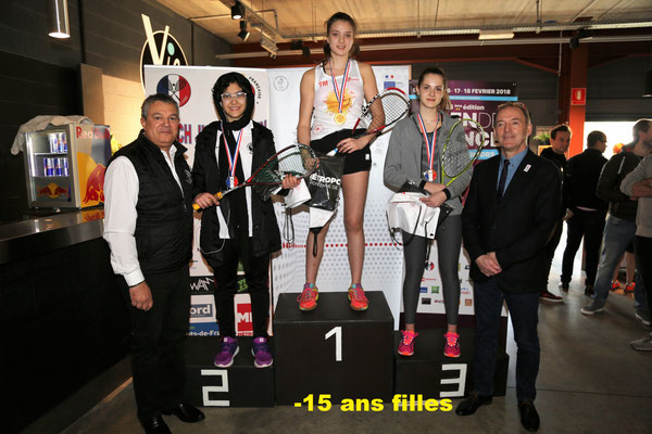 Niki Shemirani (IRI, 2ème) - Torrie Malik (ENG, 1ère) - Ninon Lemarchand (FRA, 3ème)