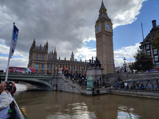 Houses of Parliament mit Big Ben