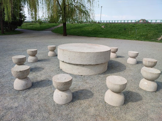 Tisch des Schweigens