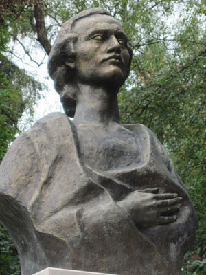 Büste im Kurpark von Vatra Dornei