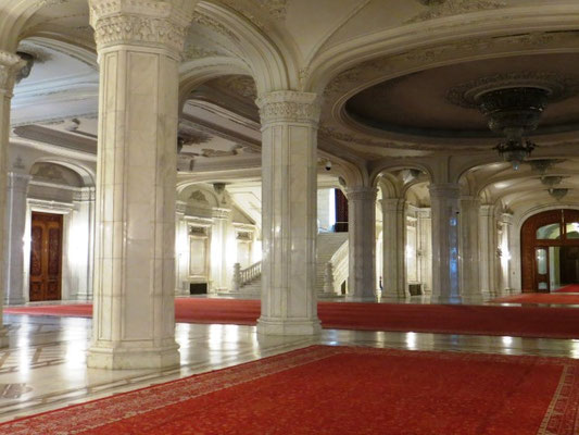 Sich kreuzende Korridore