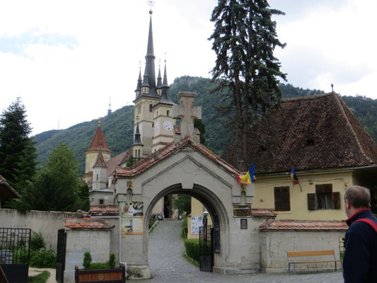 Eingangstor zur Kathedrale St. Nicolae