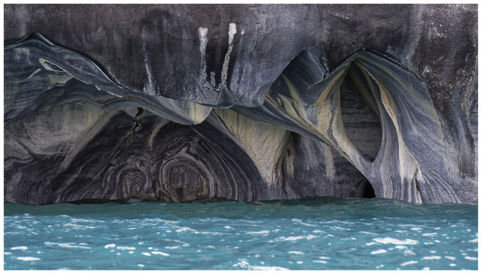 Cuevas de Marmol • Lago General Carrera