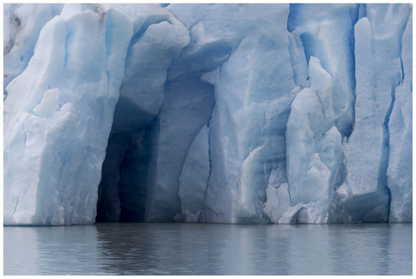 Glacier Grey •  Parque Nacional Torres del Paine