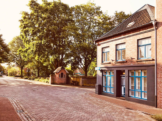 Hausfassade mit Blick zur Marienkapelle