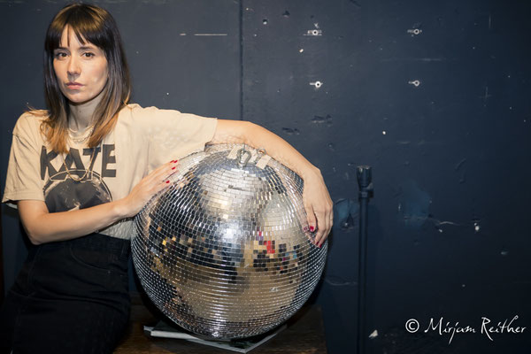 Pippa Galli, Schauspielerin - Singer-Songwriter
