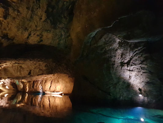 Ausflug zum Lac sous terrain