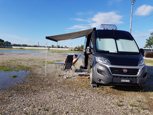 Campingplatz wechsel - direkt auf dem Area ist es viel schöner