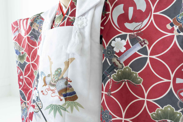 3歳　被布　男の子　85-105cm　katana-kimono-red × kbt-coat-white