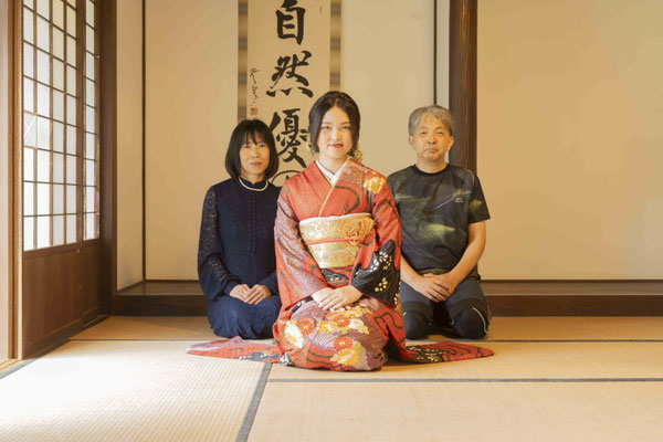 振袖前撮り　ママ振袖　ロケーション撮影　扶桑町　写真スタジオ　【f-st.】Photostudio