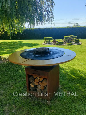 Brasero et meuble en Corten + tour en chêne