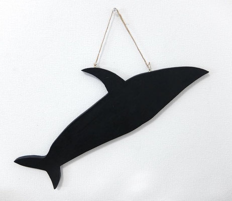 ミニ黒板「背面ジャンプするクジラ」（12歳）
