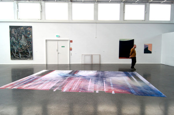 GLISTER, Sand auf Boden, 4x6 m, Ausstellungsansicht  Junge Rheinland Pfälzer Künstler, Emy Roederpreis,  Kunstverien Ludwigshafen