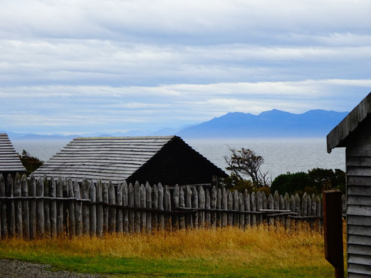 "Tierra del Fuego" - Feuerland im Hintergrund