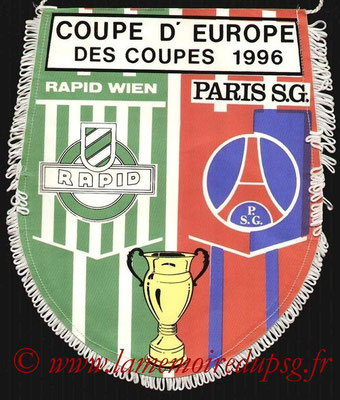 Fanions  PSG-Rapid Vienne  1995-96
