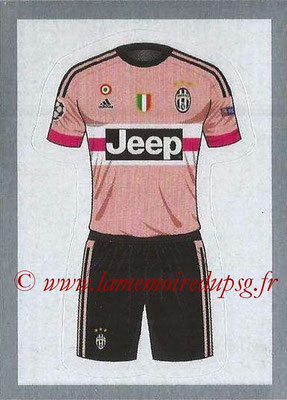 2015-16 - Topps UEFA Champions League Stickers - N° 222 - Maillot Exterieur Juventus FC