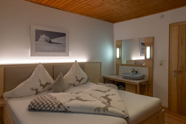 Alpenchalet Silbertal - Unsere Zimmer - Zum Reinkuscheln