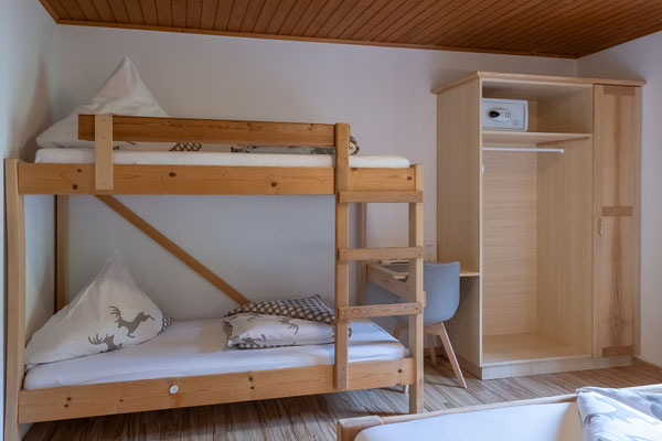 Alpenchalet Silbertal - Unsere Zimmer - Zum Reinkuscheln