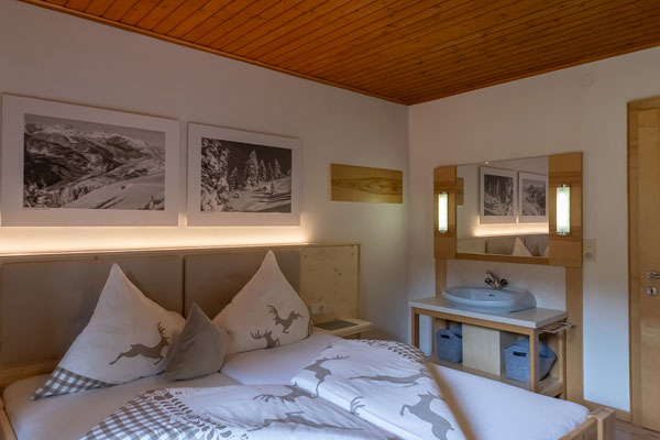 Alpenchalet Silbertal - Unsere Zimmer - Zum Reinkuscheln