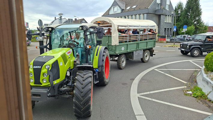 Planwagen für 16 Personen