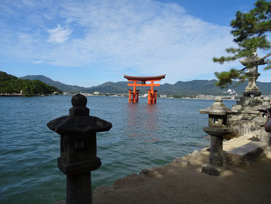 Le torii flottant du sanctuaire d'Itsukushima