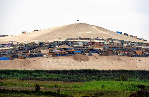 Der Ort Ica ist zum Teil auf Sand gebaut.