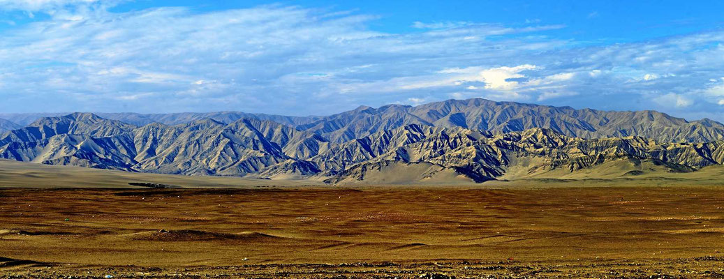 Hinter Ica wird die Wüstenlandschaft wunderschön. 