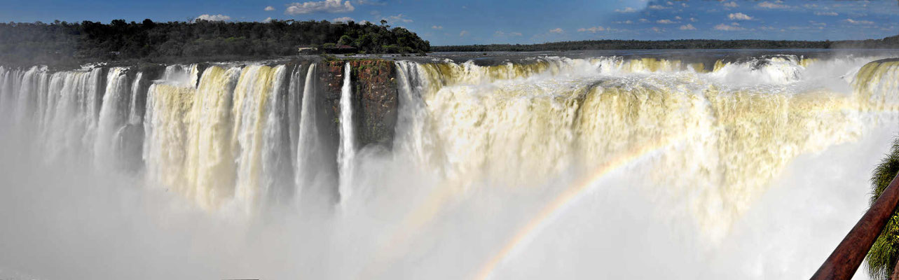 Das Teufelsloch Iguazu-Fälle.
