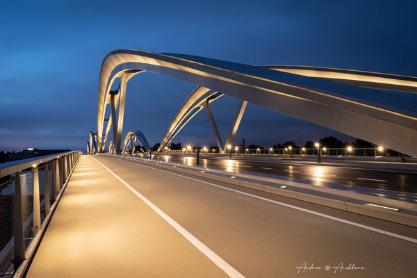 Neue Eisenbahnbrücke Linz