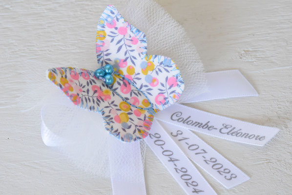 broche papillon à personnaliser baptême idée cadeau marraine