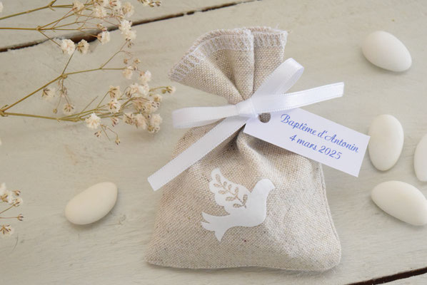 sachet dragées colombe banche sur lin jute 
