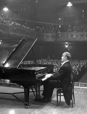 10). 11/02/1958 БЗК им. Листа
