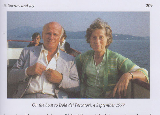 SR on the boat to Isola dei Pescatori 4-09-1977