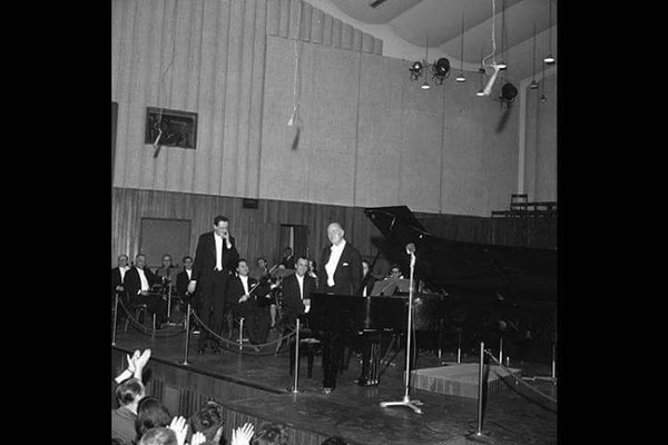 SR and Melles 23-03-65 Milano Grieg Concerto