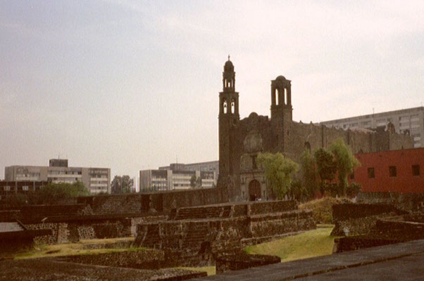 Plaza de las tres culturas