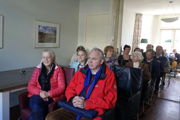 Publiek bij Mirjam Teepe & Heleen Nijenhuis