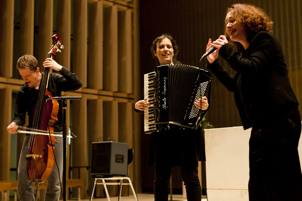 Federmetsh, München mit MArkus Milian Müller, Franka LAmpe | Foto: Feliks Francer