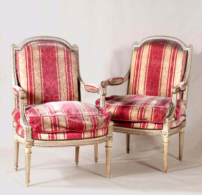 Adjugé 25 535 € - SENE Jean-Baptiste, paire de FAUTEUILS, époque Louis XVI
