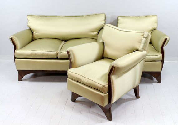 Adjugé 36 560 € - Galerie PRINTZ, SALON en placage d'acajou, vers 1950